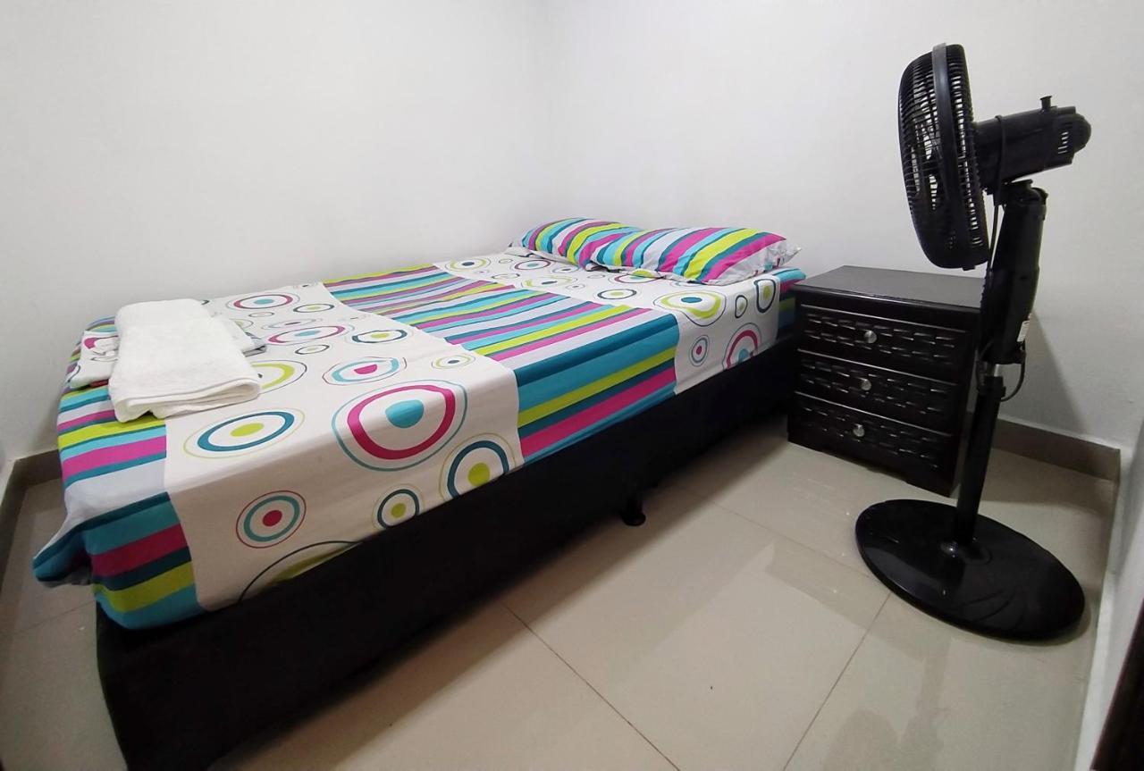 Apartamentos Excelente Ubicacion Medellín Exterior foto