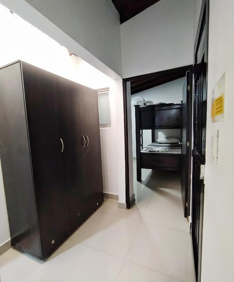 Apartamentos Excelente Ubicacion Medellín Exterior foto
